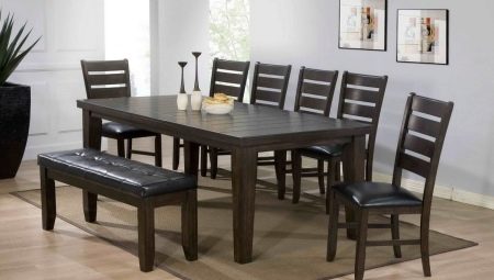 Wooden kitchen tables: a variety of models, advice on selection and care