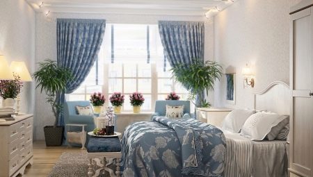 What kind of flowers can I put in the bedroom and why?