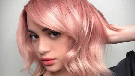 Blond fraise : à qui convient-il et comment obtenir la couleur des baies ?