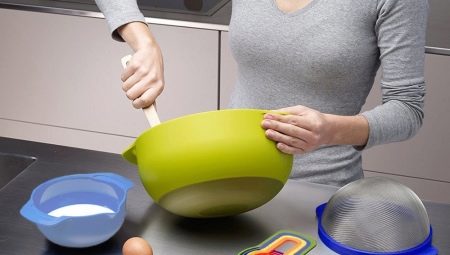 Bowls: purpose, varieties and recommendations for choosing