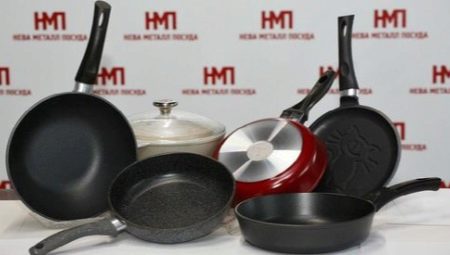 Avis sur les poêles à frire Ustensiles de cuisine en métal Neva