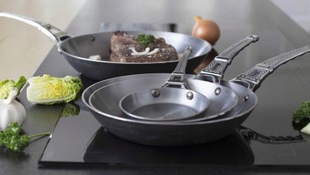 Разнообразие от гамата тигани De Buyer