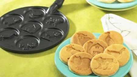 Frying pans for pancakes: description of types and overview of models