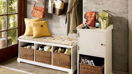 Banquettes with a storage box in the hallway: types and selection