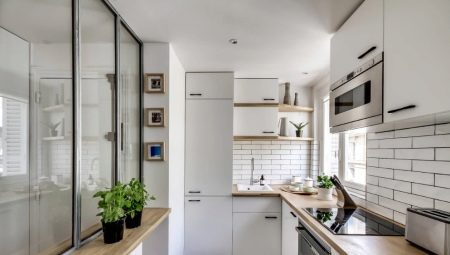 Design of a small kitchen in a private house