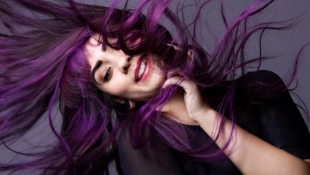 Purple strands on dark hair: the choice of shade and subtleties of coloring