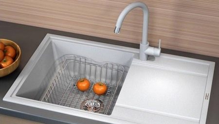 Florentina kitchen sinks: features, varieties and choices
