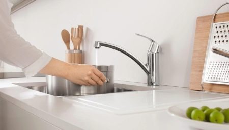 German kitchen faucets: varieties, brands and choices