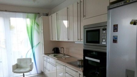 Straight kitchen 3 meters long with a refrigerator: design ideas