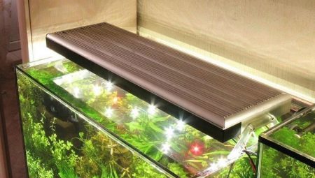 LED светлини за аквариум: характеристики, избор и приложение