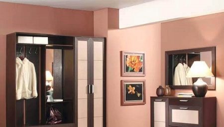 Choosing a chest of drawers with a mirror for the hallway