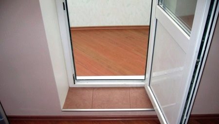 The threshold to the balcony: what materials are they made of and how to arrange it?