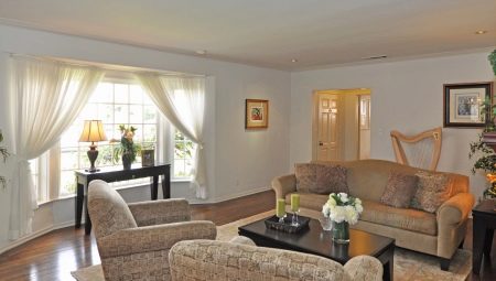 The subtleties of arranging furniture in the living room
