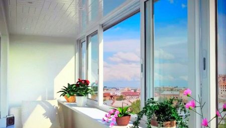 Loggia glazing options and tips for choosing