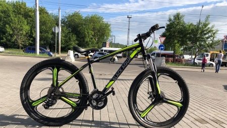Overview of the Black Aqua range of bicycles
