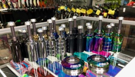 Scooter pegs: what are they for and how to put them?