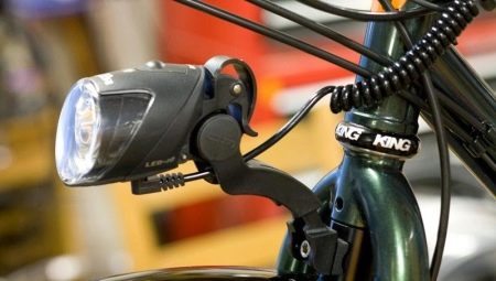 The subtleties of choosing a front bike light