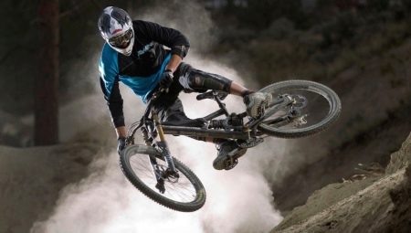 Trial bike: features and recommendations for choosing