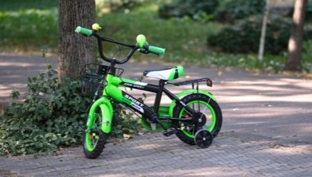 Children's bicycles from 4 years old: types and choices