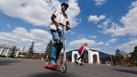 Features and operating instructions for Reaction scooters