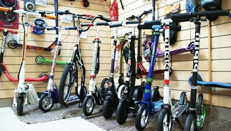 Scooters with inflatable wheels: types, best models and secrets of choice