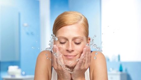 Comment se laver le visage tous les jours ?