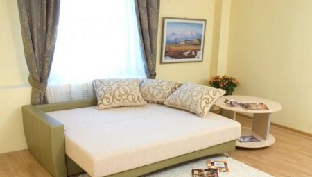 How to choose a sofa with a sleeping place for a small room?