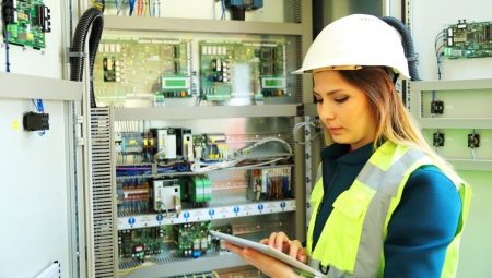 How to write a resume for a power engineer?