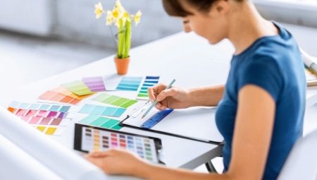 What subjects do you need to take to the designer?