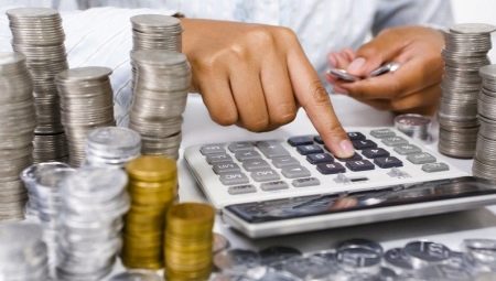 What salary should be indicated on the resume?