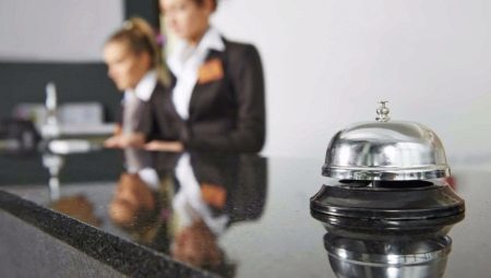 Hotel service manager: characteristics, responsibility, advantages and disadvantages