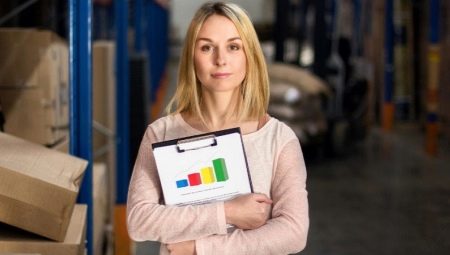 How to write a resume of a logistics specialist?