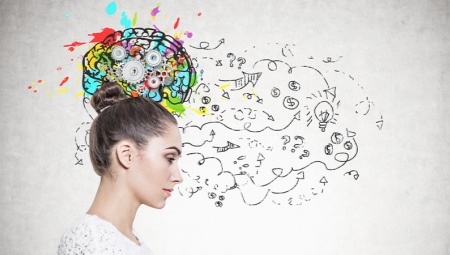 Mechanical and logical memory: distinctive features and ways of development