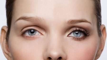 How to remove eyelash extensions without a special tool at home?