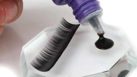 What is the best glue for eyelash extension?