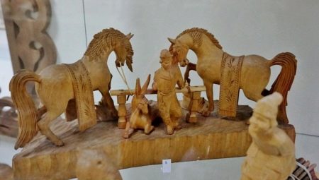 All about Bogorodskaya carving