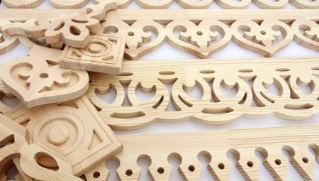 All about carved wood decor
