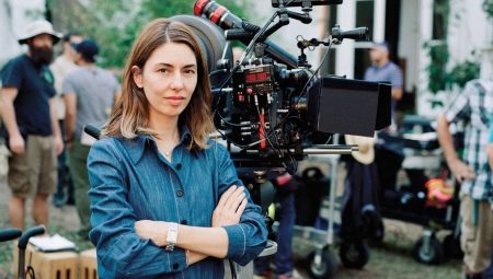 What does a director do and how to become one?