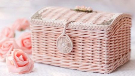 Weaving caskets from newspaper tubes