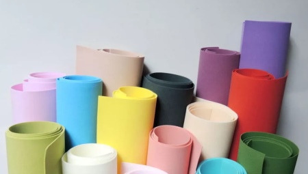 Features of Iranian foamiran