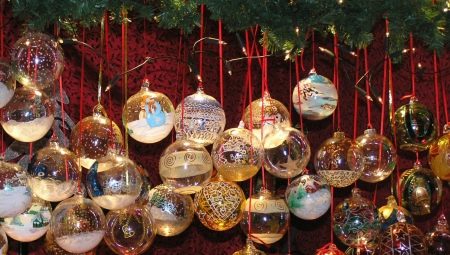 All about glass Christmas toys