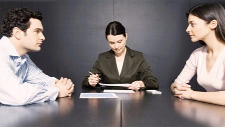 Who is a mediator and who can become one?