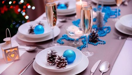 New Year's table setting