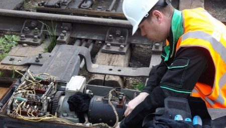 All about the profession of an electrician signaling system