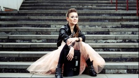 All about rocker style