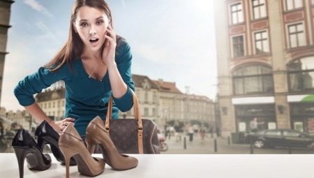 What is involuntary attention?