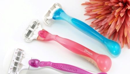 Choosing a women's razor and machine