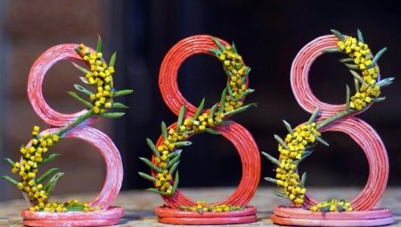 Making crafts for March 8
