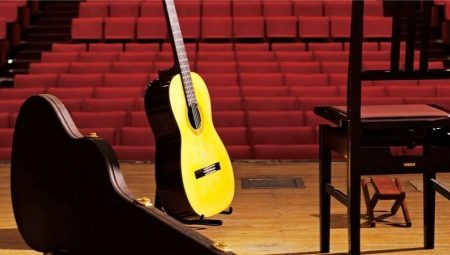 Yamaha Classic Guitars Review