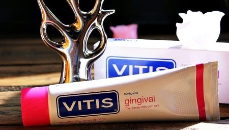 All about Vitis toothpastes